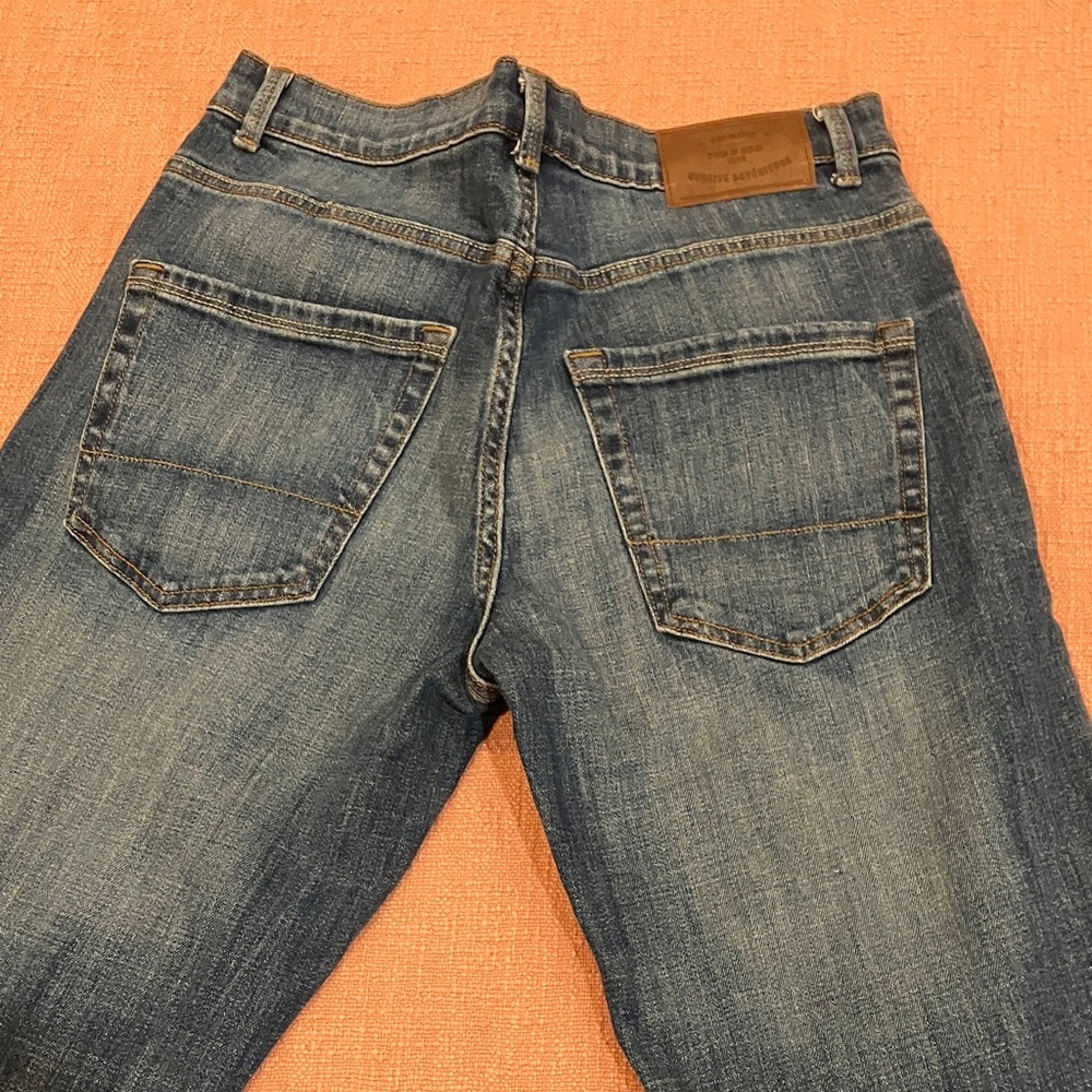W33L31 Men's Straight Blue Jeans - Picture 10 of 14